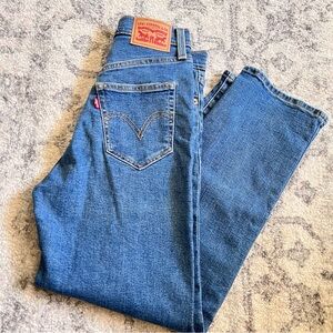 Levi’s Ribcage Straight Ankle Size 24